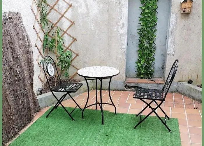 Charmant Deux Pieces Dans Le Vieux Montlucon