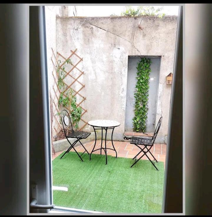Deux Pieces Dans Le Vieux *